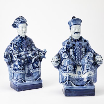 Lot 136 - Pair of Chinese Blue and White Porcelain Male Figures