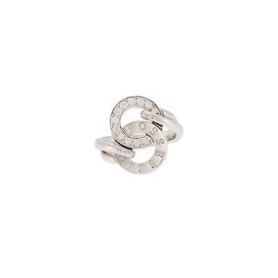 Lot 1135 - Piaget White Gold and Diamond 'Possession' Ring