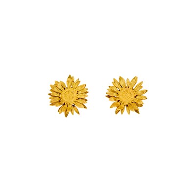 Lot 1006 - Asprey Pair of Gold Sunflower Earrings