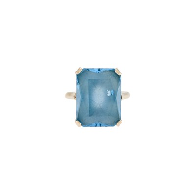 Lot 1162 - White Gold and Synthetic Spinel Ring