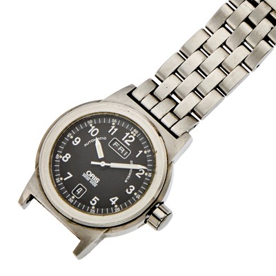 Lot 2161 - Oris Stainless Steel 'Calendar' Wristwatch