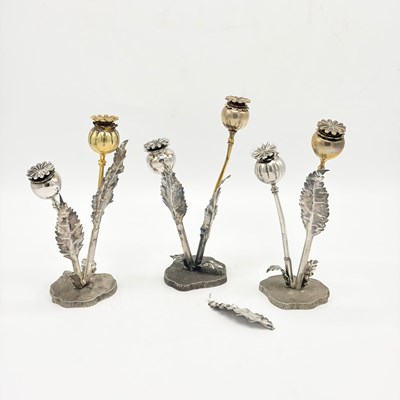 Lot 1178 - Set of Three Buccellati Sterling Silver and Parcel Gilt "Poppy" Salt and Pepper Shakers