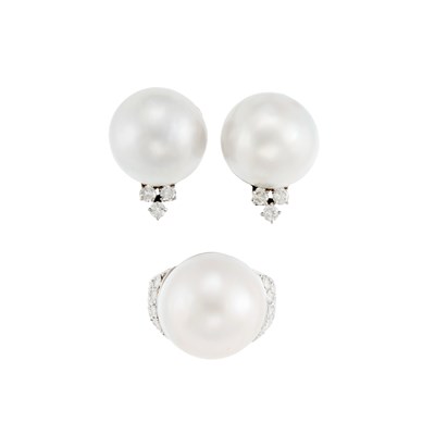Lot 1128 - Low Karat White Gold, Mabé Pearl and Diamond Ring and Pair of Earrings