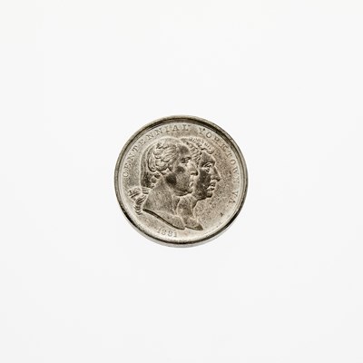 Lot 89 - United States. 1881 Surrender at Yorktown Medal. White Metal. About Uncirculated.