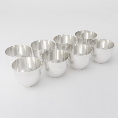 Lot 73 - Set of Eight American Sterling Silver "Jefferson" Tumbler Cups