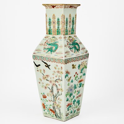 Lot 90 - A Chinese Famille Rose Porcelain Square Vase