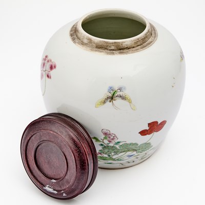 Lot 86 - A Chinese Enameled Porcelain Jar