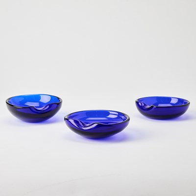 Lot 436 - Three Elsa Peretti for Tiffany & Co. Hand-Blown Glass Small "Thumbprint" Bowls