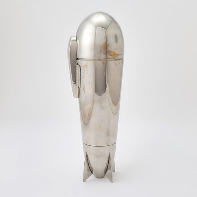 Lot 94 - Novelty German Silver Plated Zeppelin Form Cocktail Shaker
