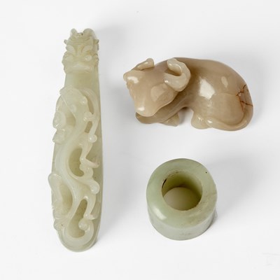 Lot 40 - Three Chinese Carved Jade Articles