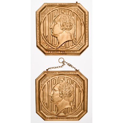 Lot 135 - Pair of 1932-dated. Washington Plaques. Brass. New.