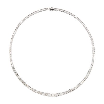 Lot 56 - White Gold and Diamond Necklace