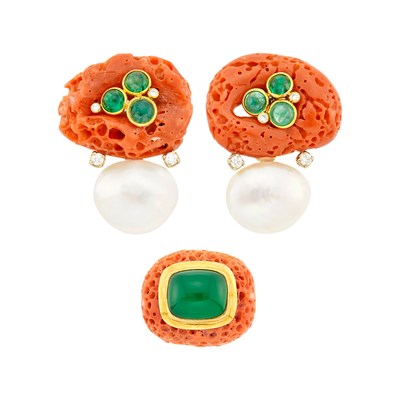 Lot 1027 - Maz Pair of Gold, Sponge Coral, Cabochon Emerald, Diamond and Freshwater Pearl Earclips and Ring