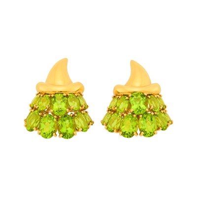 Lot 13 - Pair of Gold and Peridot Cornucopia Earclips