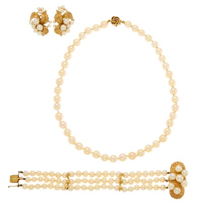 Lot 1048 - Group of Gold and Cultured Pearl Jewelry