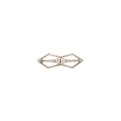Lot 1092 - White Gold and Diamond Brooch