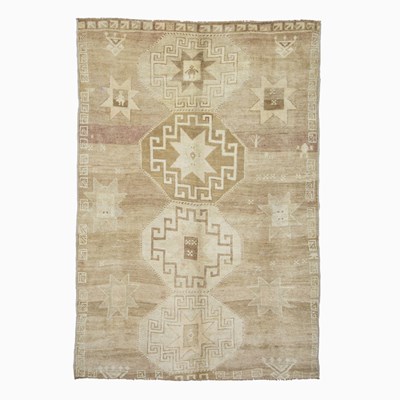 Lot 227 - Kars Carpet