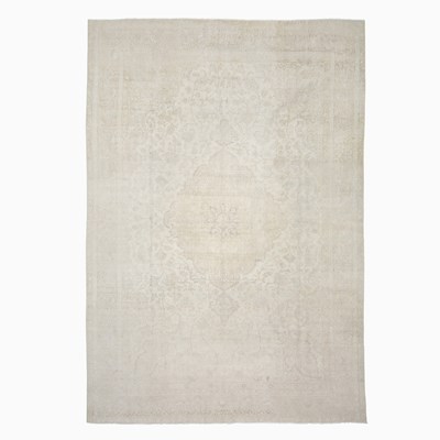Lot 223 - Sparta Carpet