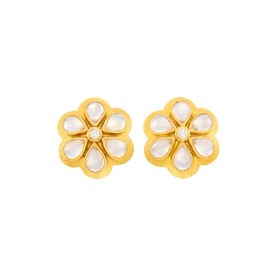 Lot 165 - Elizabeth Locke Pair of Hammered Gold, Moonstone and Diamond Flower Earclips