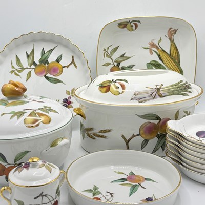 Lot 1085 - Group of Royal Worcester "Evesham Gold" Porcelain Serving Pieces