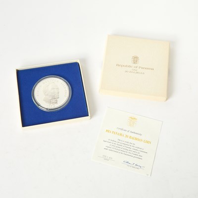 Lot 175 - Panama. Group of 20 Balboas. Silver. Proof.