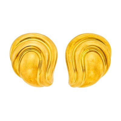 Lot 126 - Pair of Fluted Gold Earclips