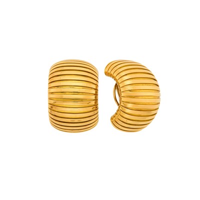 Lot 145 - Weingrill Pair of Gold Snake Link Half-Hoop Earclips