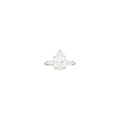 Lot Bulgari Platinum and Diamond Ring