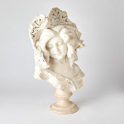Lot 197 - Italian Carved Alabaster Bust of a Woman