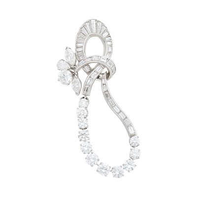 Lot 102 - Platinum and Diamond Brooch