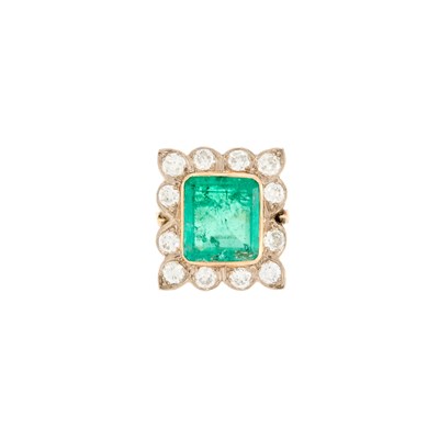 Lot 1235 - Two-Color Gold, Emerald and Diamond Ring