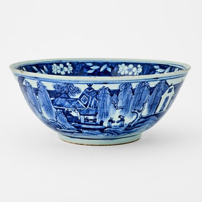 Lot 230 - A Large Chinese Blue and White Porcelain Bowl