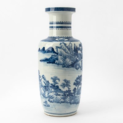 Lot 251 - A Chinese Kangxi-Style Blue and White Porcelain Rouleau Vase