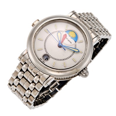 Lot 1062 - Gerald Genta Gentleman's Steel 'Night and Day' Wristwatch