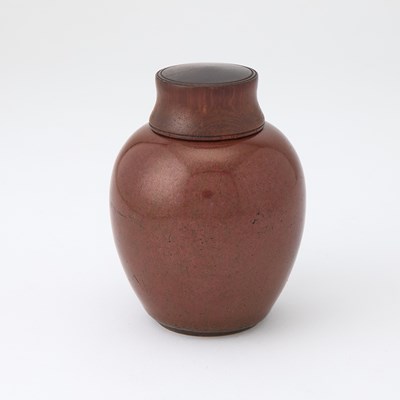 Lot 469 - A Chinese Iron-Rust-Glazed Porcelain Tea Caddy