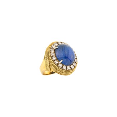 Lot 31 - Gold, Platinum, Cabochon Sapphire and Diamond Ring
