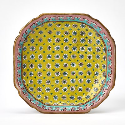 Lot 491 - A Chinese Enameled Porcelain Footed Dish