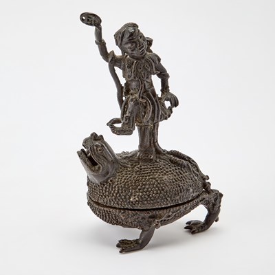 Lot 93 - A Chinese Cast Bronze Incense Burner