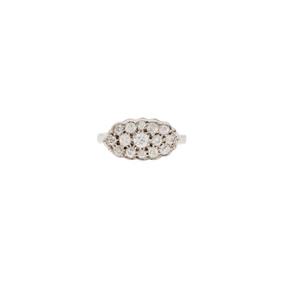 Lot 1223 - White Gold and Diamond Ring