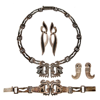Lot 1246 - Salvador Terán Sterling Silver Necklace and Bracelet and Two Pairs of Earrings