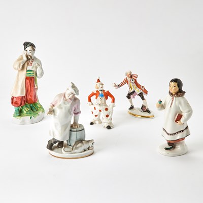 Lot 101 - Group of Continental Porcelain Figures