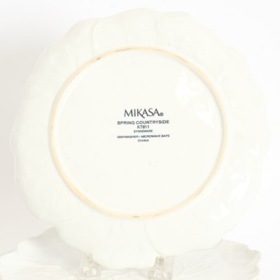 Lot 9 - Group of Eight Mikasa White Ceramic Leaf Pattern Plates