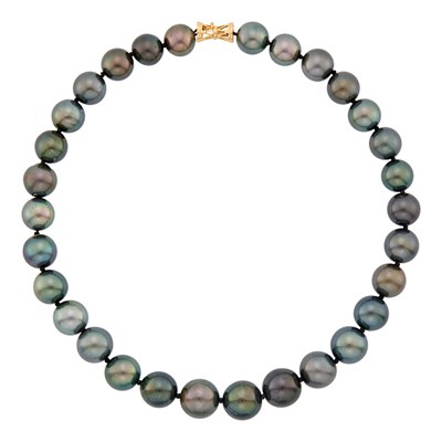 Lot 140 - Tahitian Black Cultured Pearl Necklace with Gold Clasp