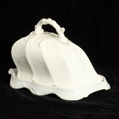 Lot 277 - Porcelain Cheese Dome and Stand