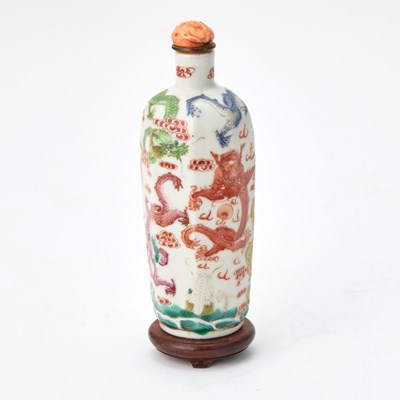 Lot 544 - A Large Chinese Enameled Porcelain Snuff Bottle