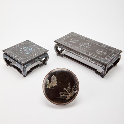 Lot 348 - A Japanese Chinese-Style Shell-Inlaid Black Lacquer Box
