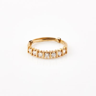 Lot 68 - Diamond Wedding Ring, 7 diamonds about 0.50 ct., 14K 1 dwt.