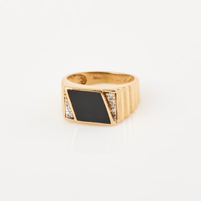 Lot 175 - Diamond and Stone Ring, 14K 4 dwt. all
