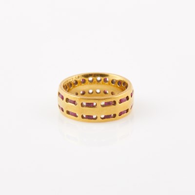 Lot 205 - Gold and Stone Ring, 18K 6 dwt. all