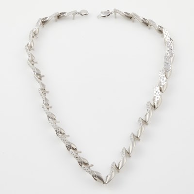 Lot 220 - Diamond Necklace, 416 diamonds about 4.50 cts., 14K 50 dwt.